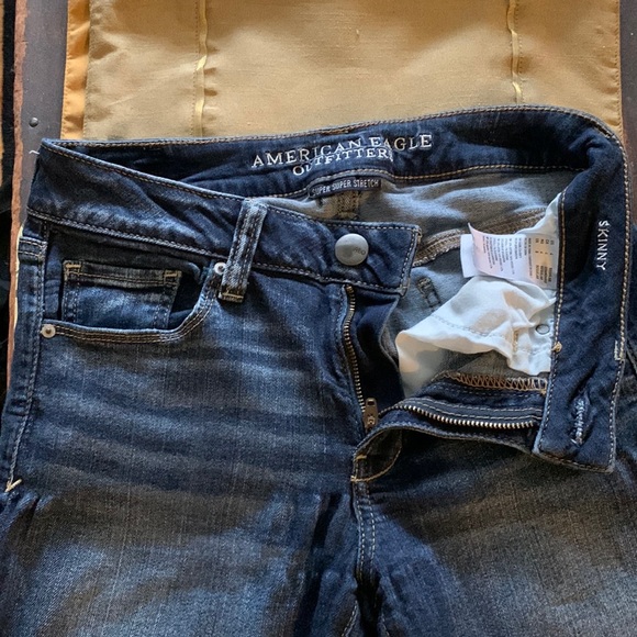 skinny jeans Holds you in .Your body won’t look any better than when wearing - Picture 1 of 4